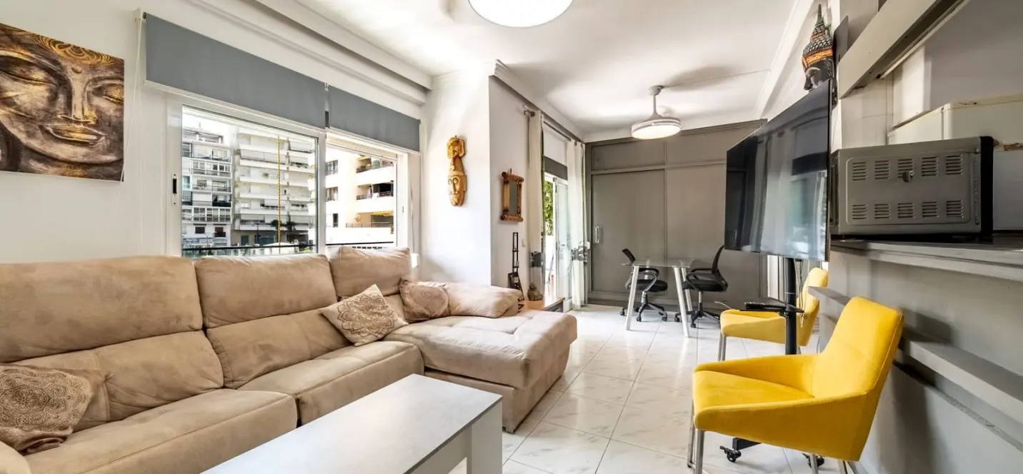 Venta de apartamento en planta media en Marbella 4