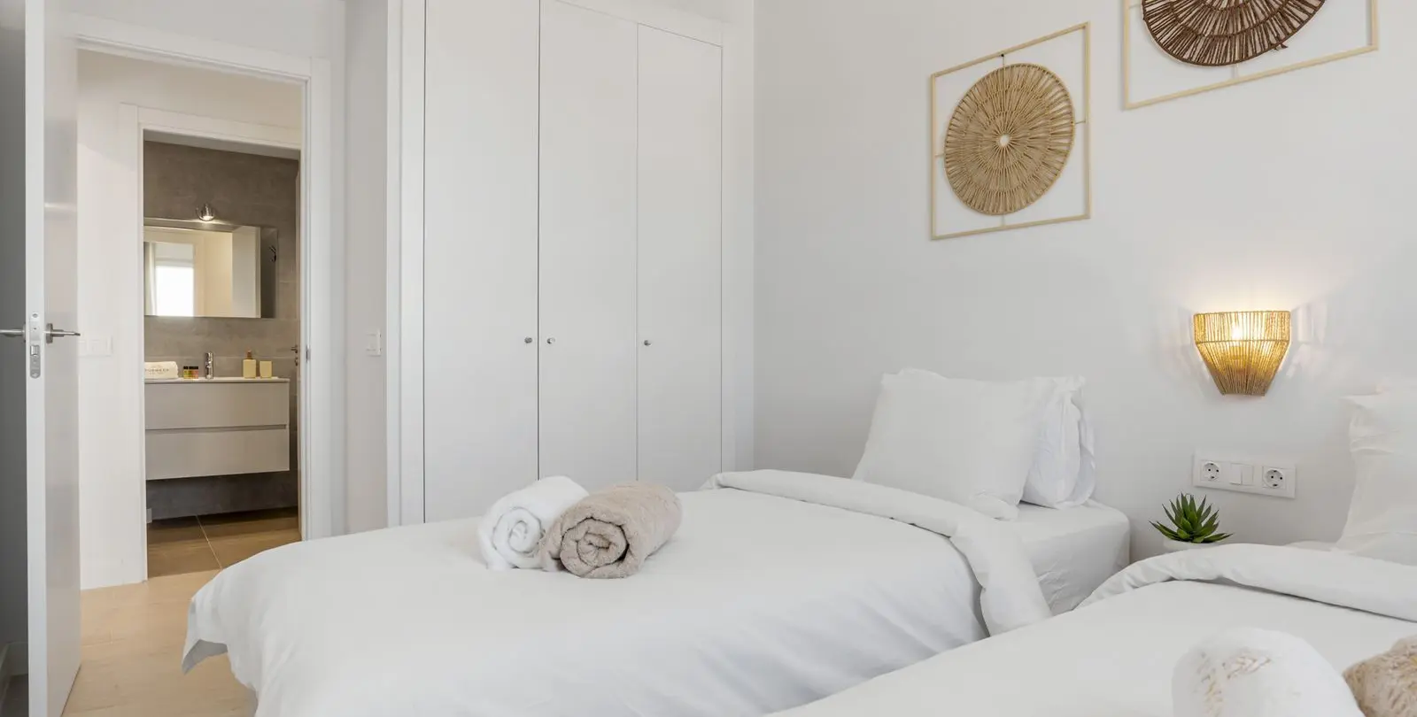 Venta de apartamento en planta baja en Estepona 14