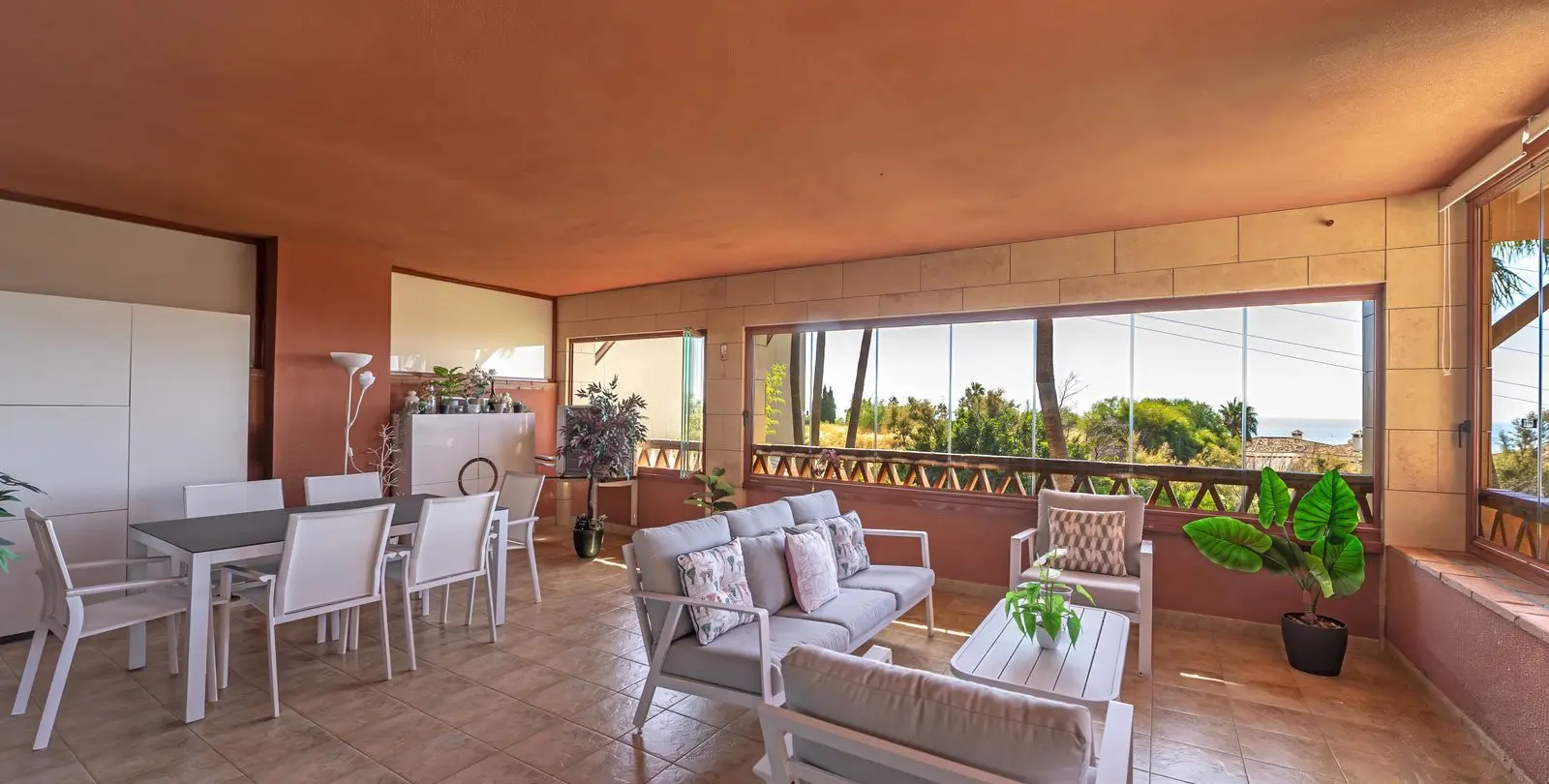 Sale of middle floor apartment in Benalmadena 5