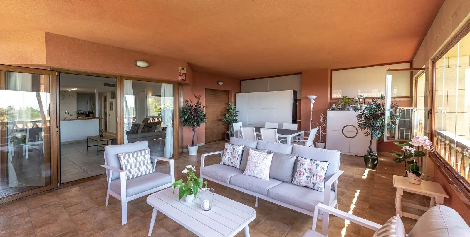 Sale of middle floor apartment in Benalmadena 6