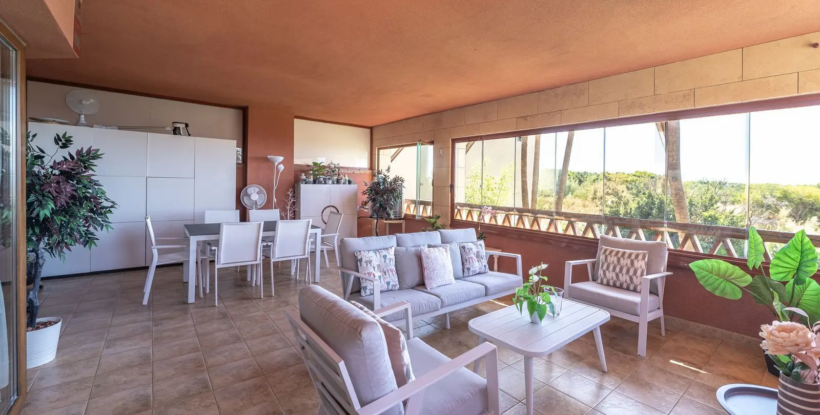 Sale of middle floor apartment in Benalmadena 7
