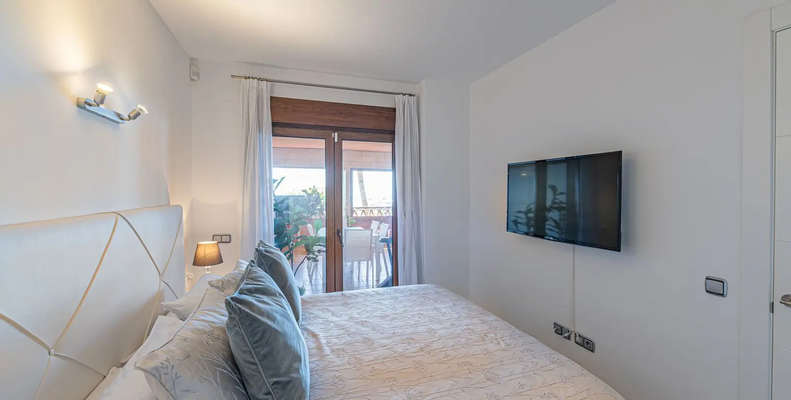 Sale of middle floor apartment in Benalmadena 15
