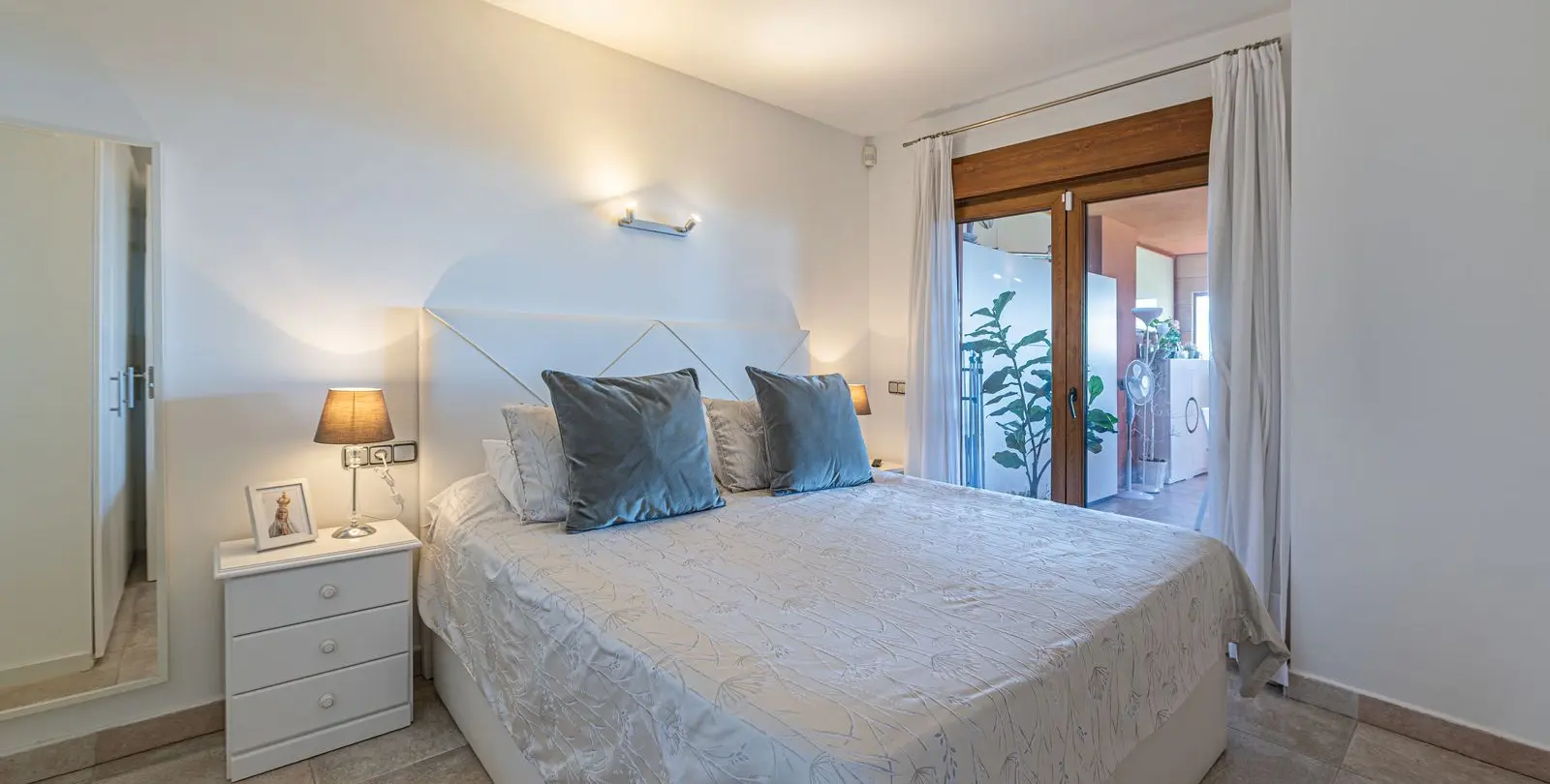 Sale of middle floor apartment in Benalmadena 18