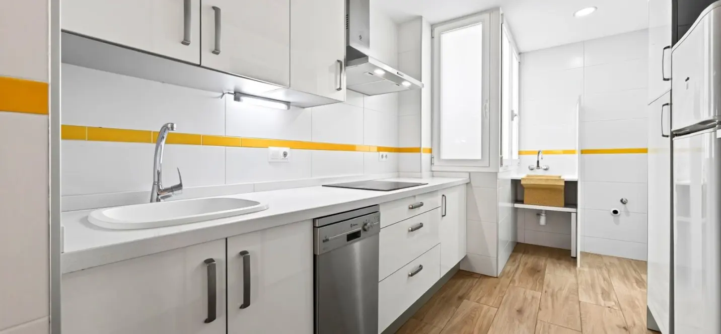 Venta de apartamento en planta media en Centro Histórico 1
