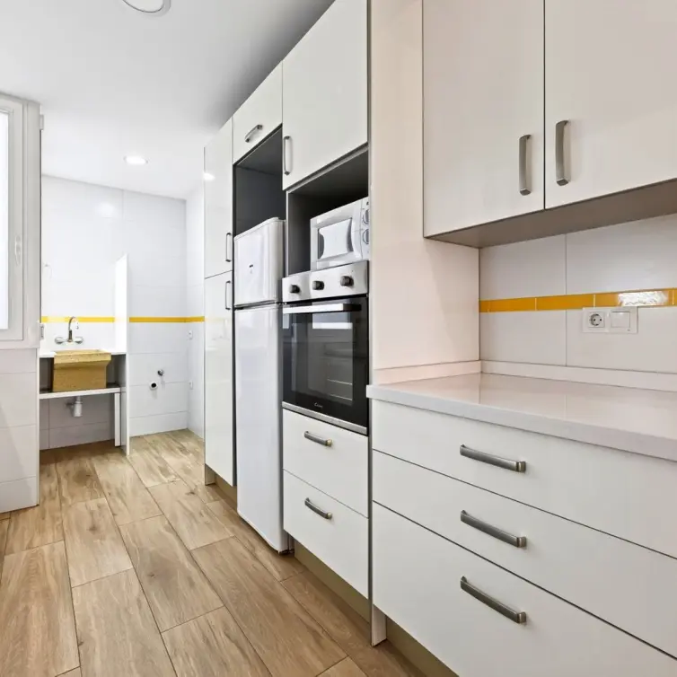 Venta de apartamento en planta media en Centro Histórico