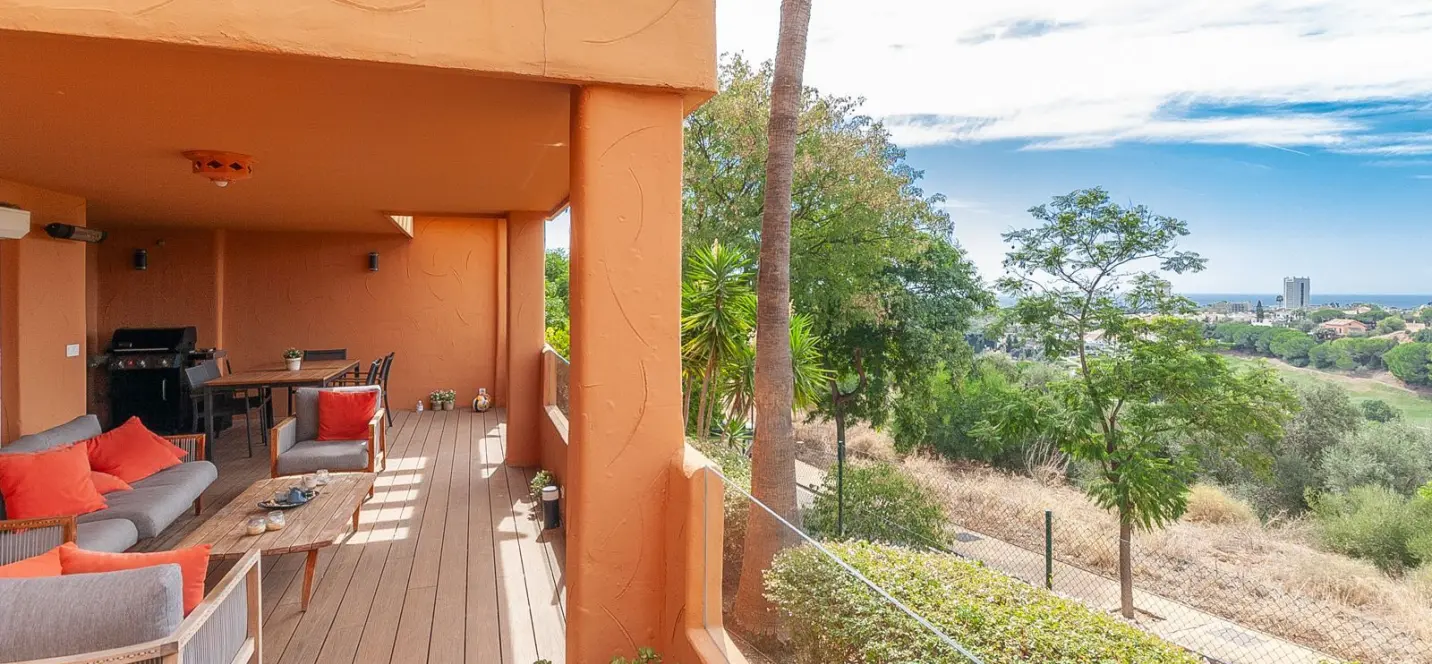 Продажа апартаментов на первом этаже в Elviria 3