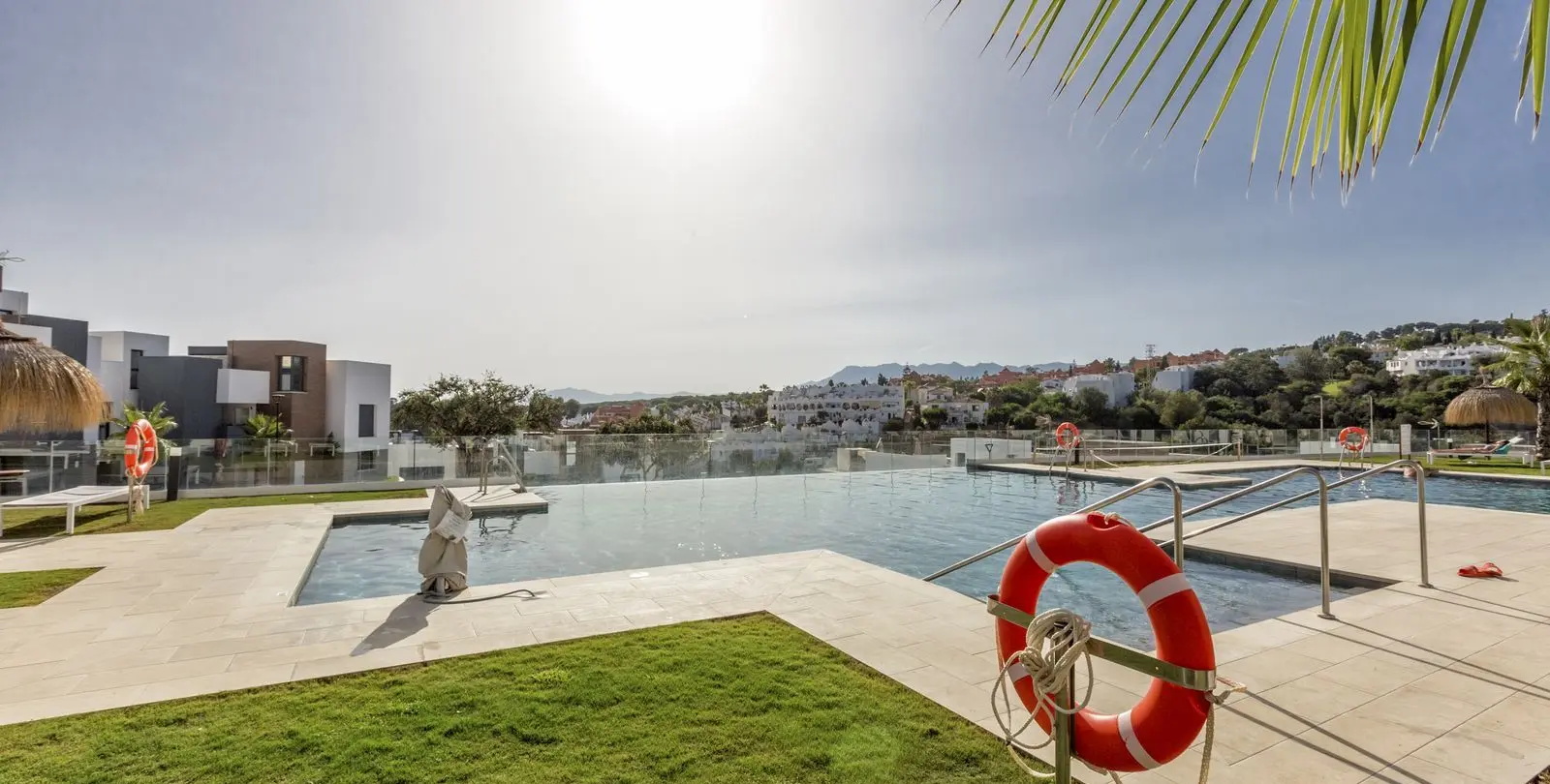 Sale of ground floor apartment in Cabopino 31