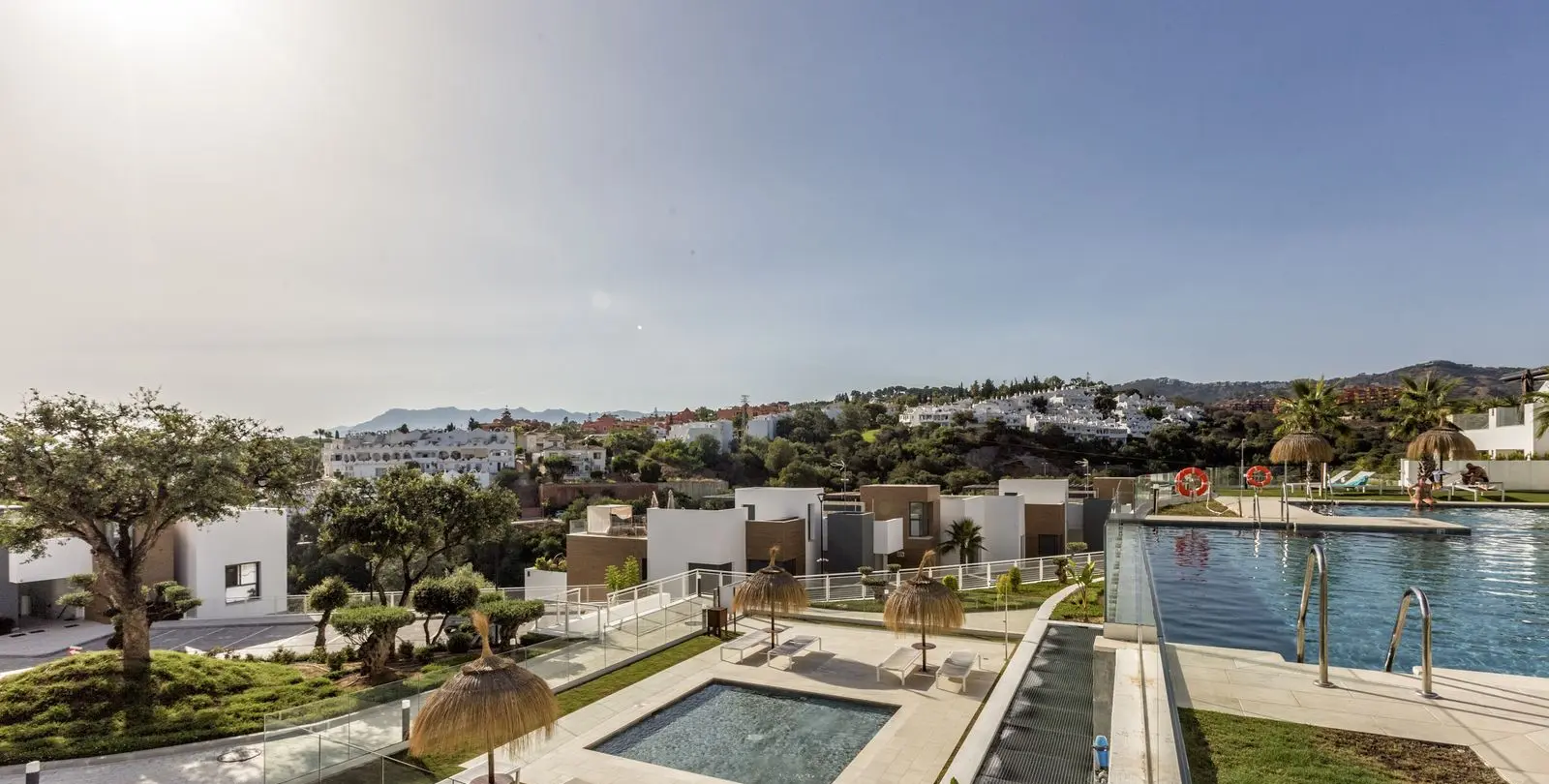 Sale of ground floor apartment in Cabopino 32