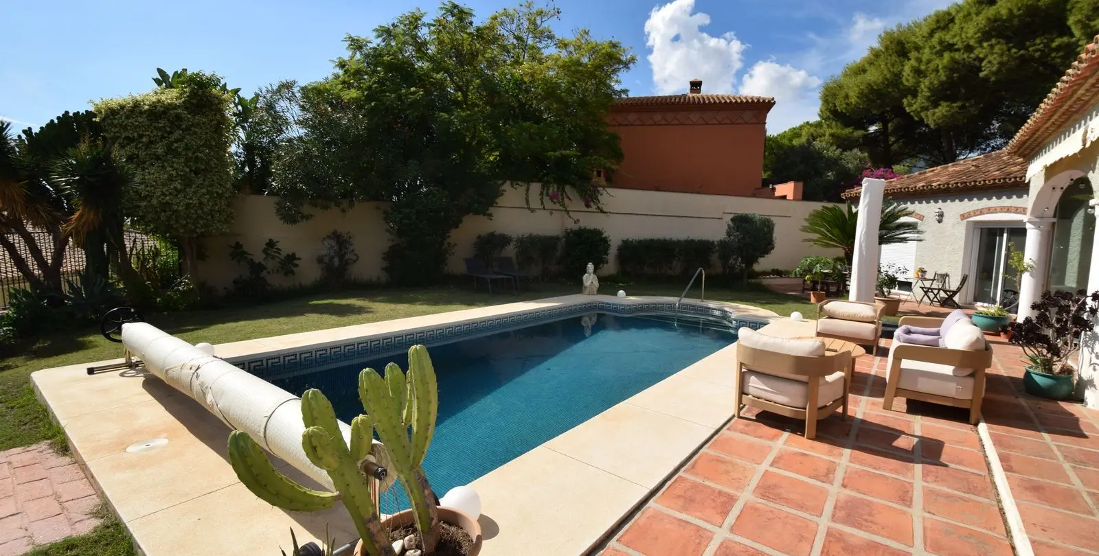 Sale of detached villa in Mijas 2