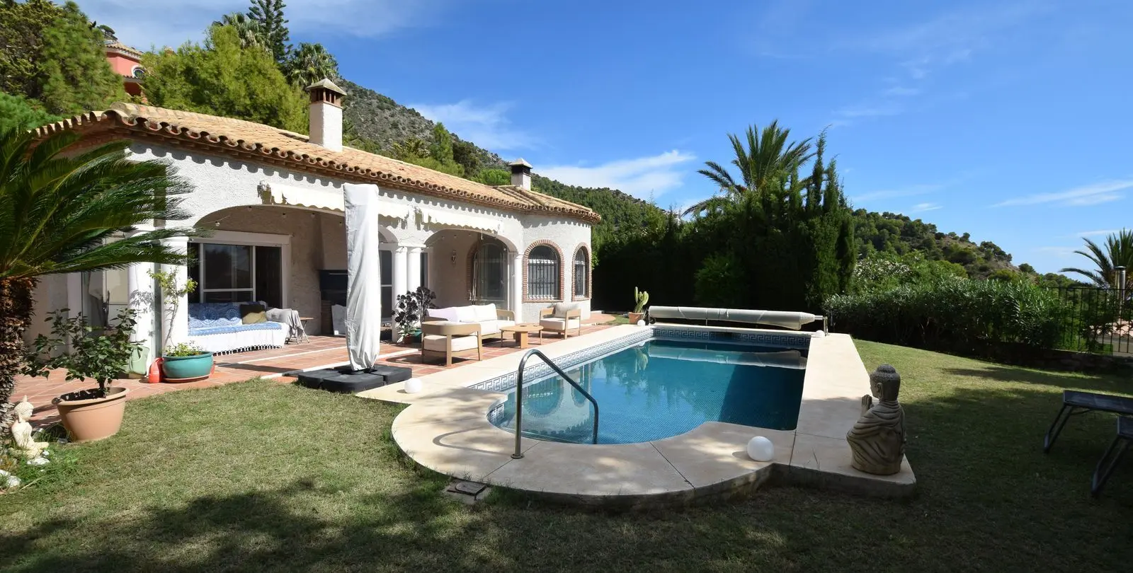 Sale of detached villa in Mijas 3