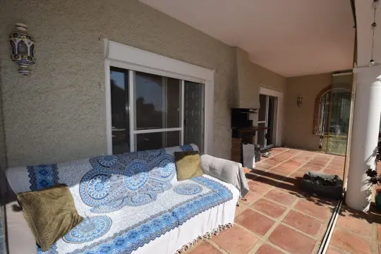 Image 8 thumb