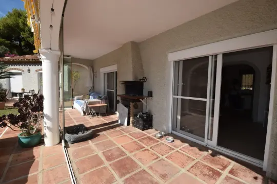 Image 9 thumb