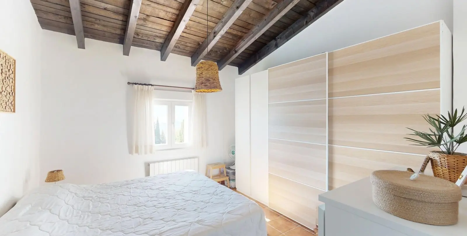 Sale of detached villa in Colmenar 16