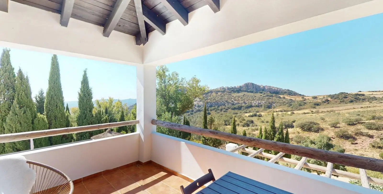 Sale of detached villa in Colmenar 44