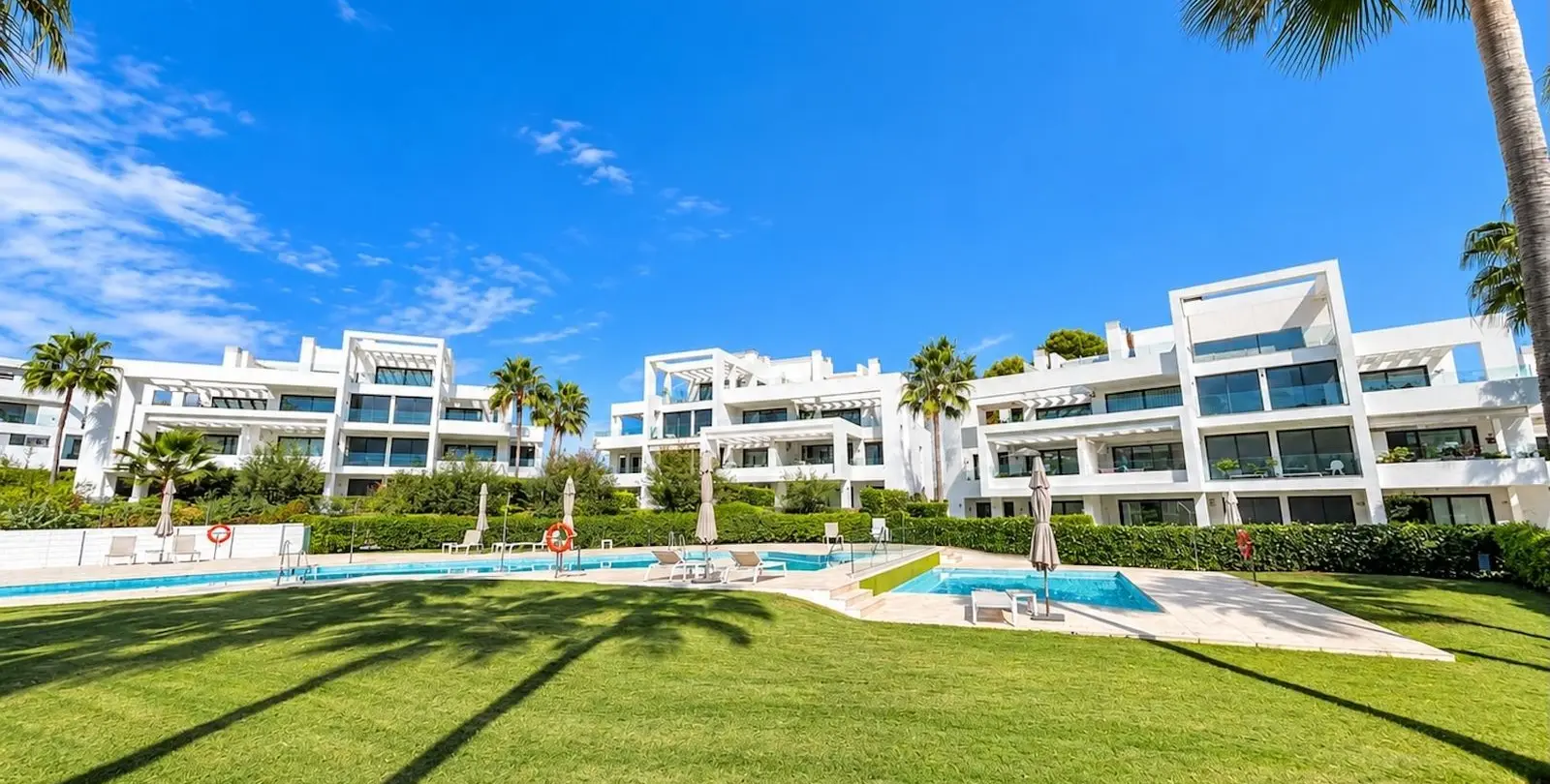 Sale of penthouse duplex in Benahavís 1