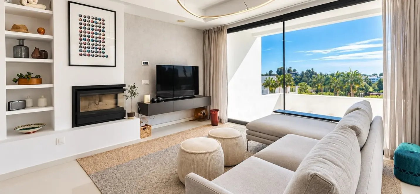 Venta de ático dúplex en Benahavís 3