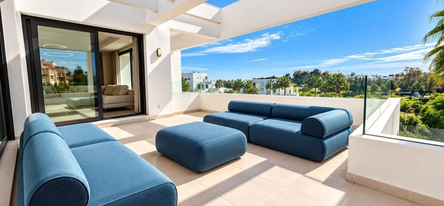 Venta de ático dúplex en Benahavís 4