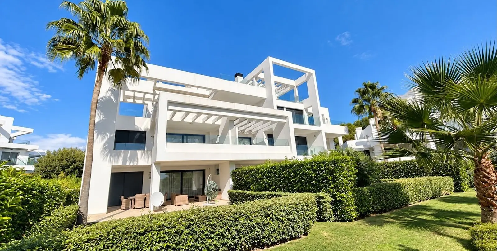 Sale of penthouse duplex in Benahavís 10
