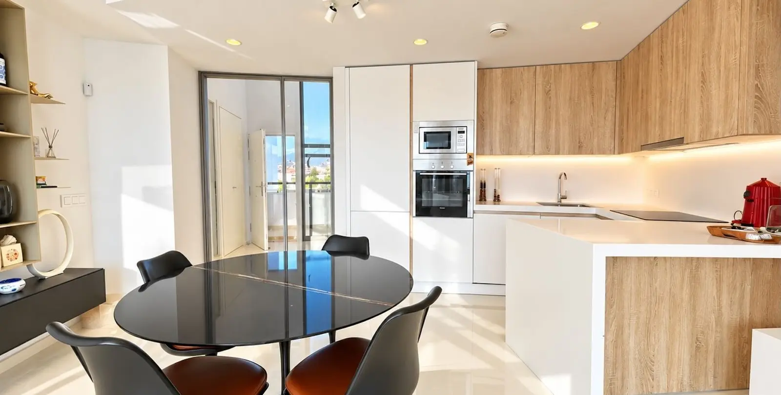 Sale of penthouse duplex in Benahavís 14