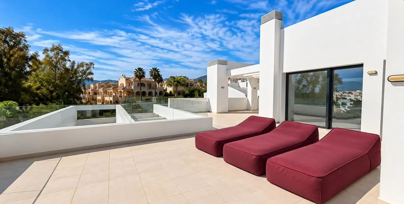 Sale of penthouse duplex in Benahavís 18