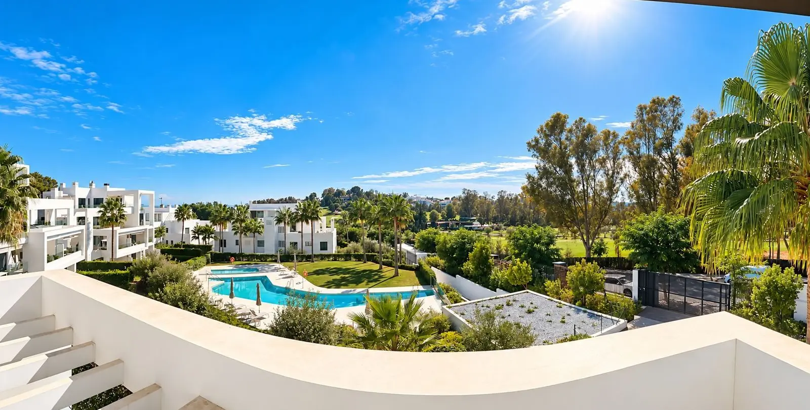 Sale of penthouse duplex in Benahavís 19