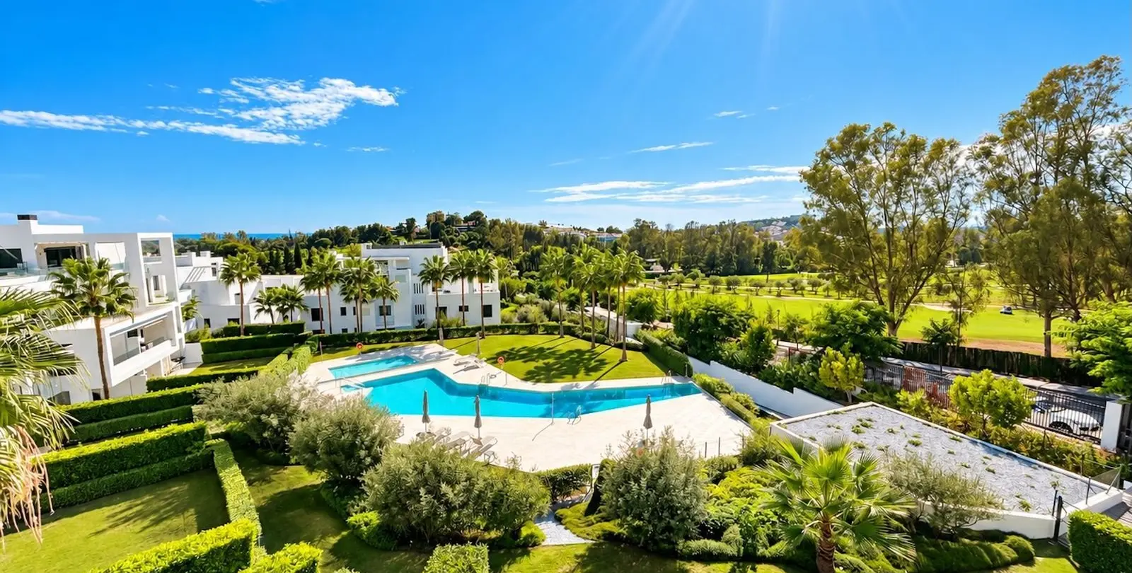 Sale of penthouse duplex in Benahavís 21