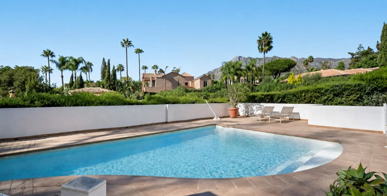 Venta de villa independiente en Marbella 3