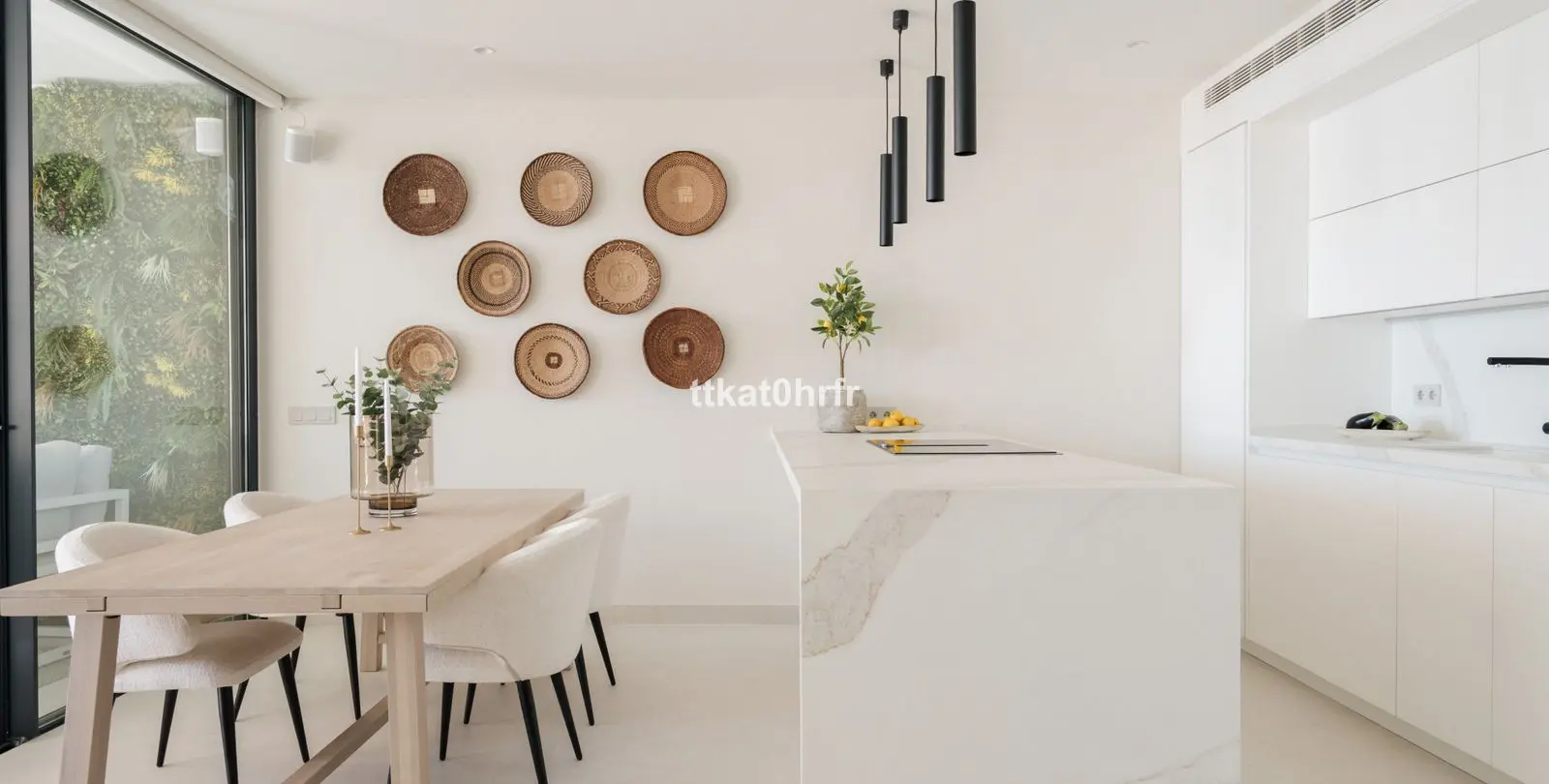 Sale of penthouse duplex in Nueva Andalucía 4