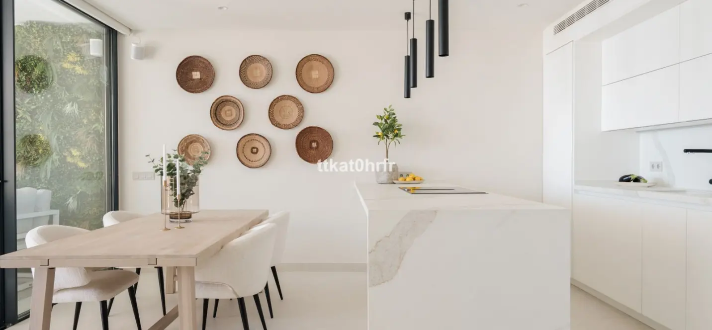 Venta de ático dúplex en Nueva Andalucía 3