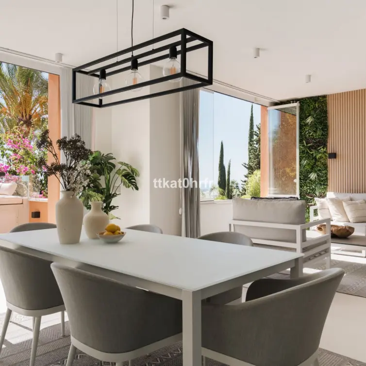 Venta de ático dúplex en Nueva Andalucía