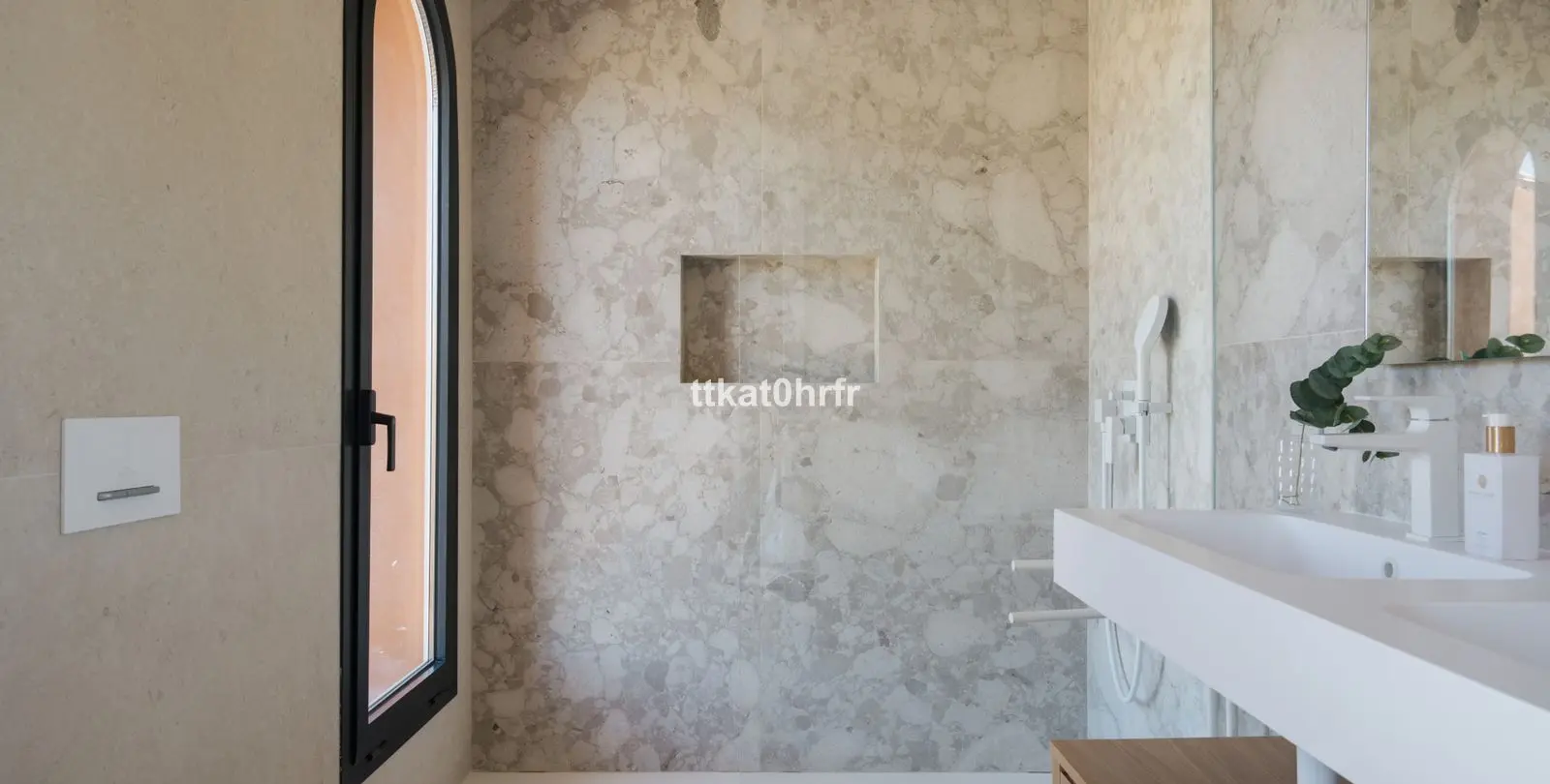 Sale of penthouse duplex in Nueva Andalucía 29