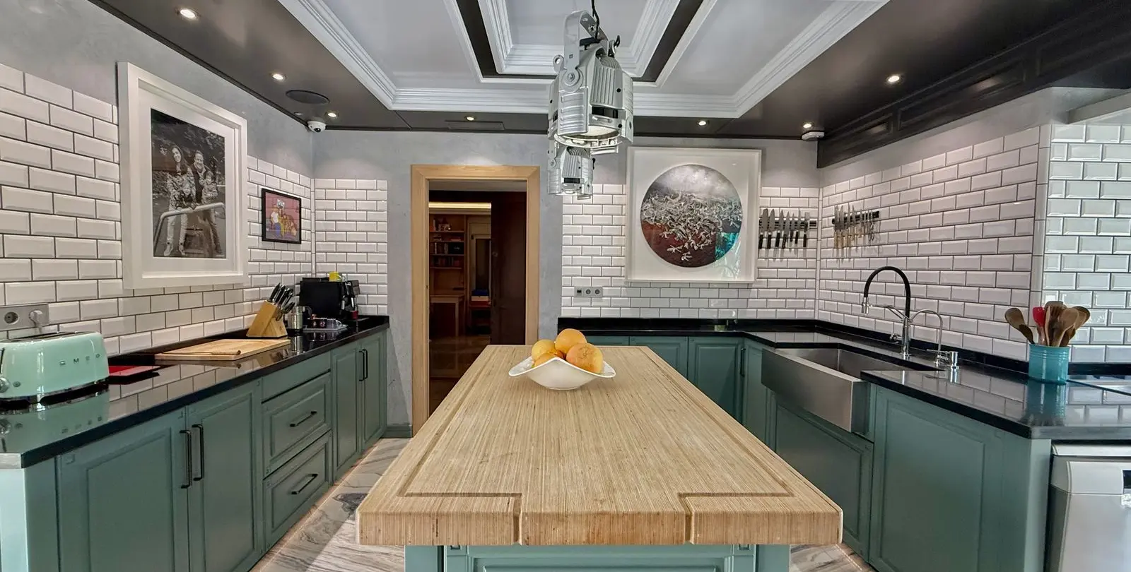 Venta de villa independiente en San Pedro de Alcántara 12