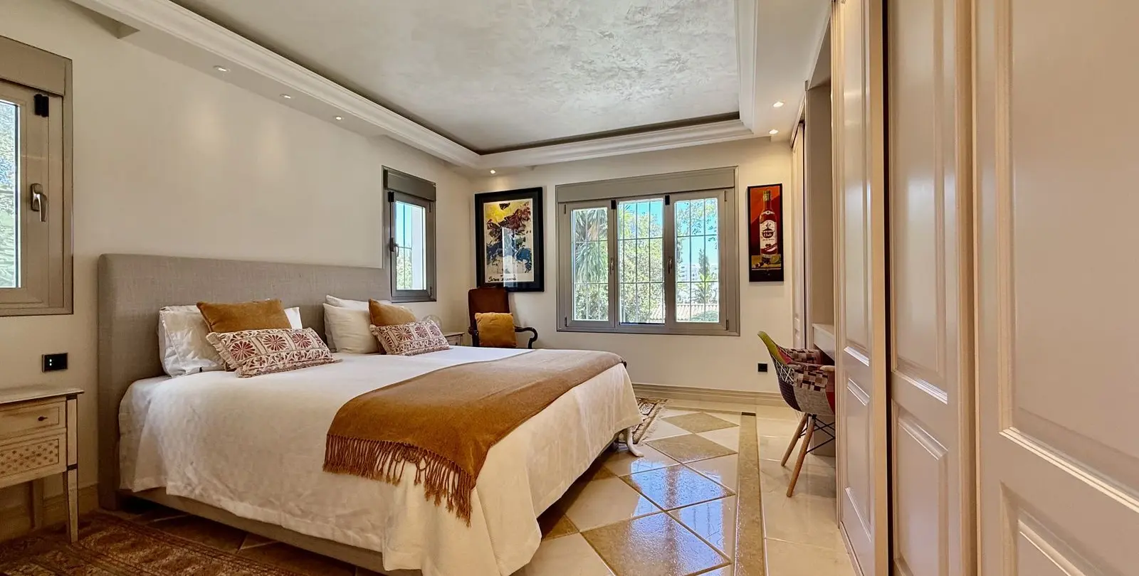 Venta de villa independiente en San Pedro de Alcántara 27