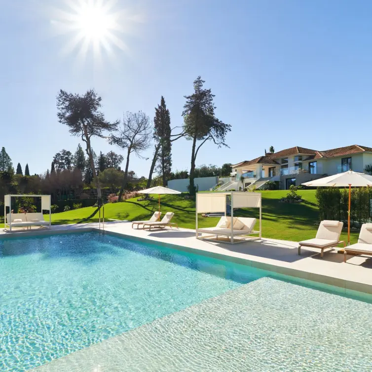 Venta de villa independiente en San Pedro de Alcántara