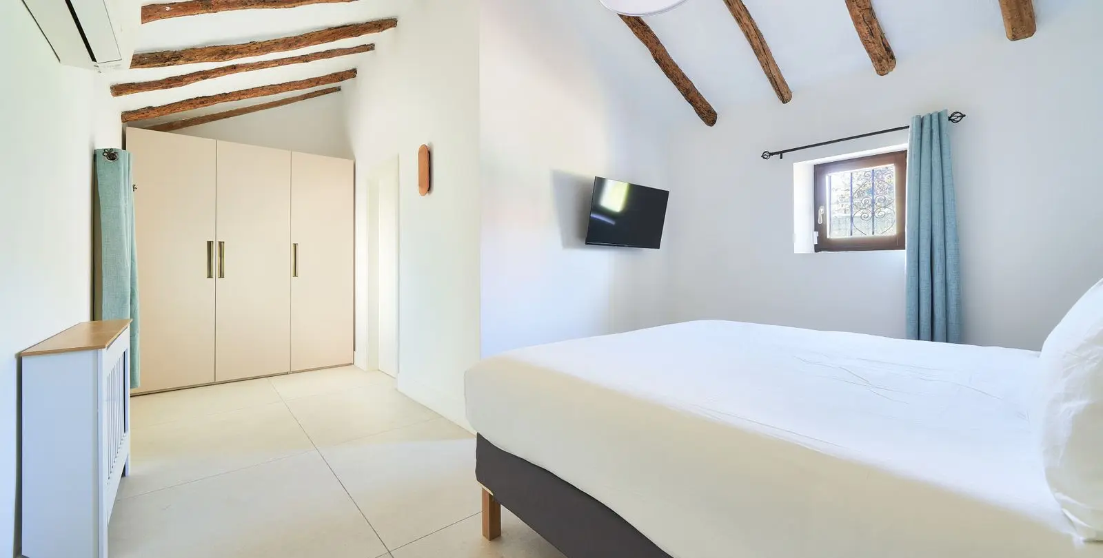 Sale of detached villa in San Pedro de Alcántara 55