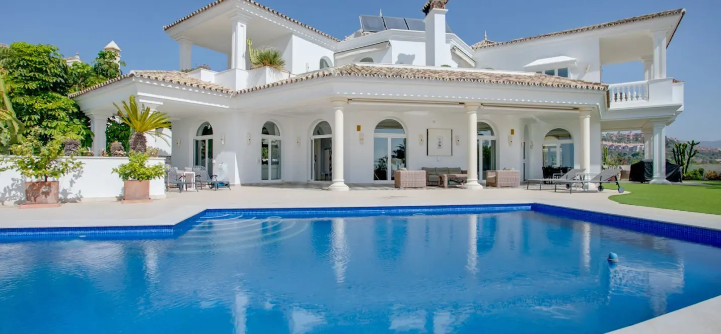 Venta de villa independiente en Benahavís 0