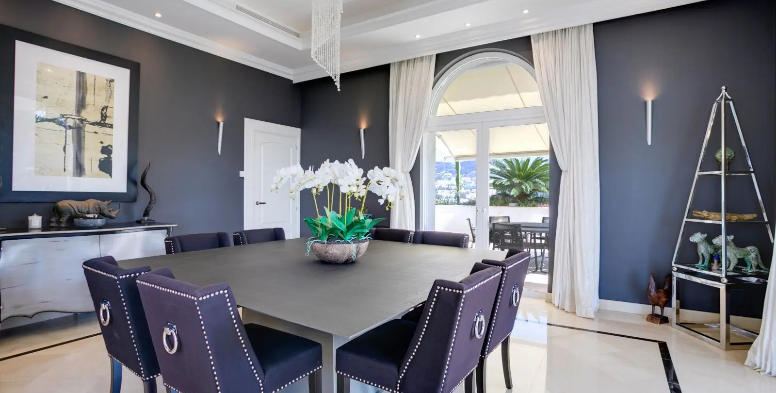 Sale of detached villa in Benahavís 10