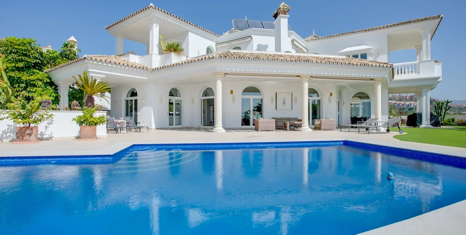 Sale of detached villa in Benahavís 73