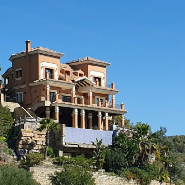 Long-term rent of detached villa in El Rosario