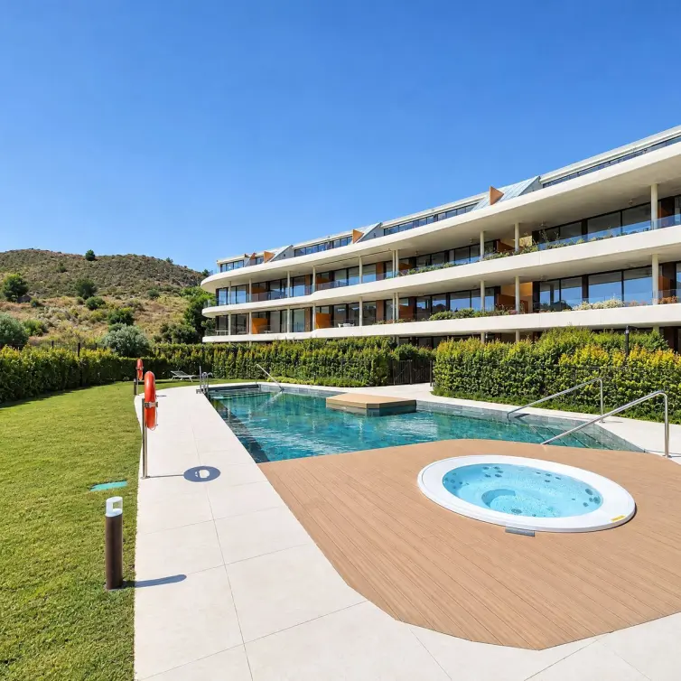 Venta de apartamento en planta media en Fuengirola