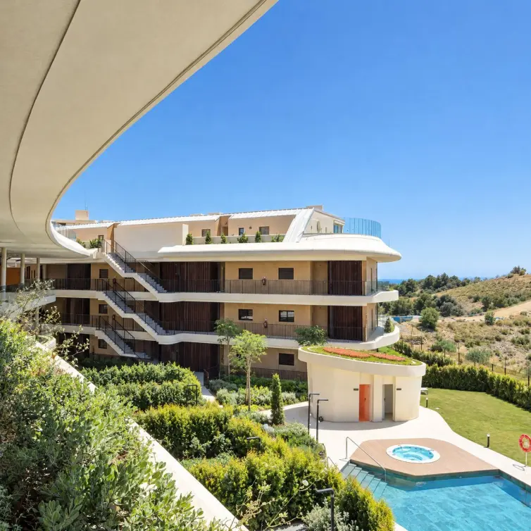 Venta de apartamento en planta media en Fuengirola