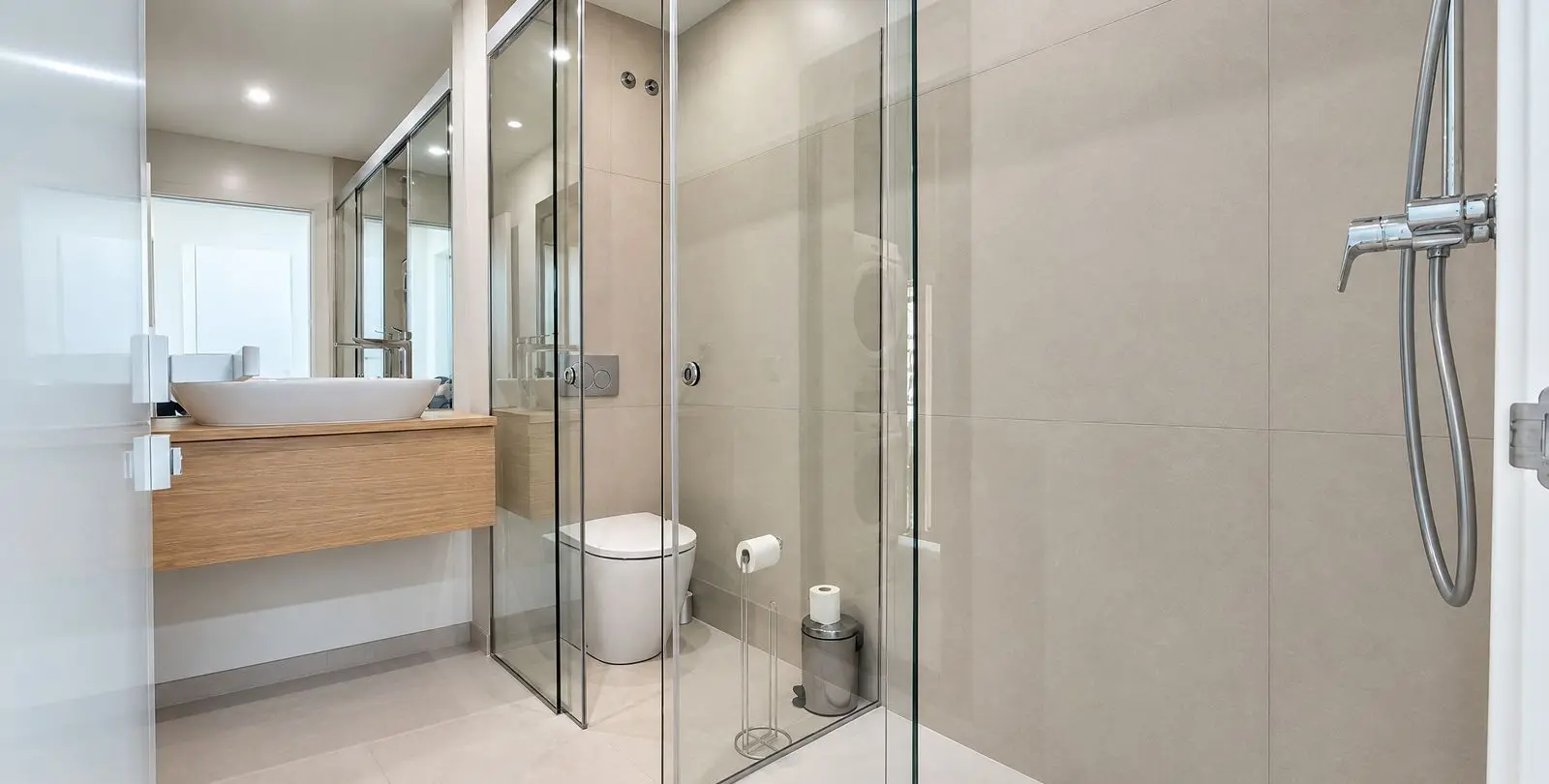 Venta de apartamento en planta media en Fuengirola 25