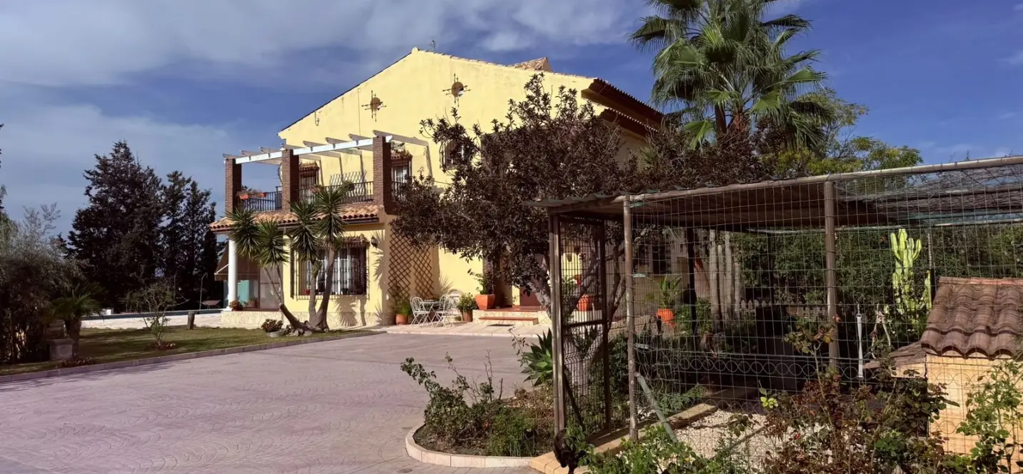 Venta de finca - cortijo en Santa Rosalía 3