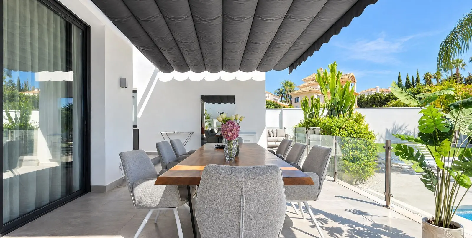 Venta de villa independiente en Nueva Andalucía 7