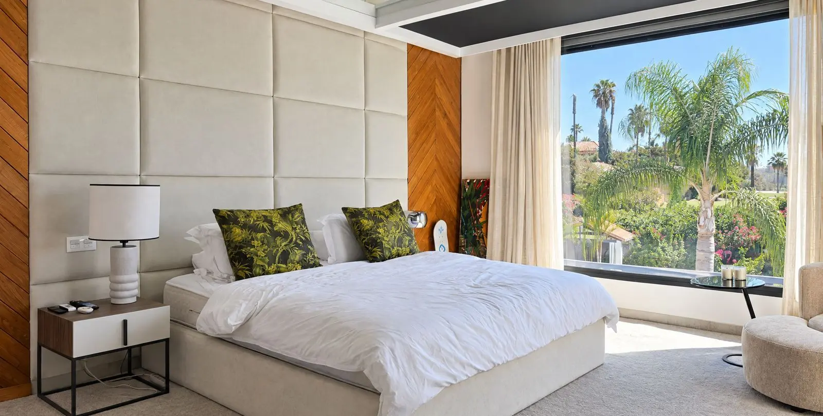Venta de villa independiente en Nueva Andalucía 17