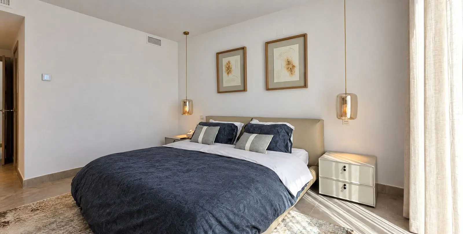 Venta de villa independiente en Nueva Andalucía 31