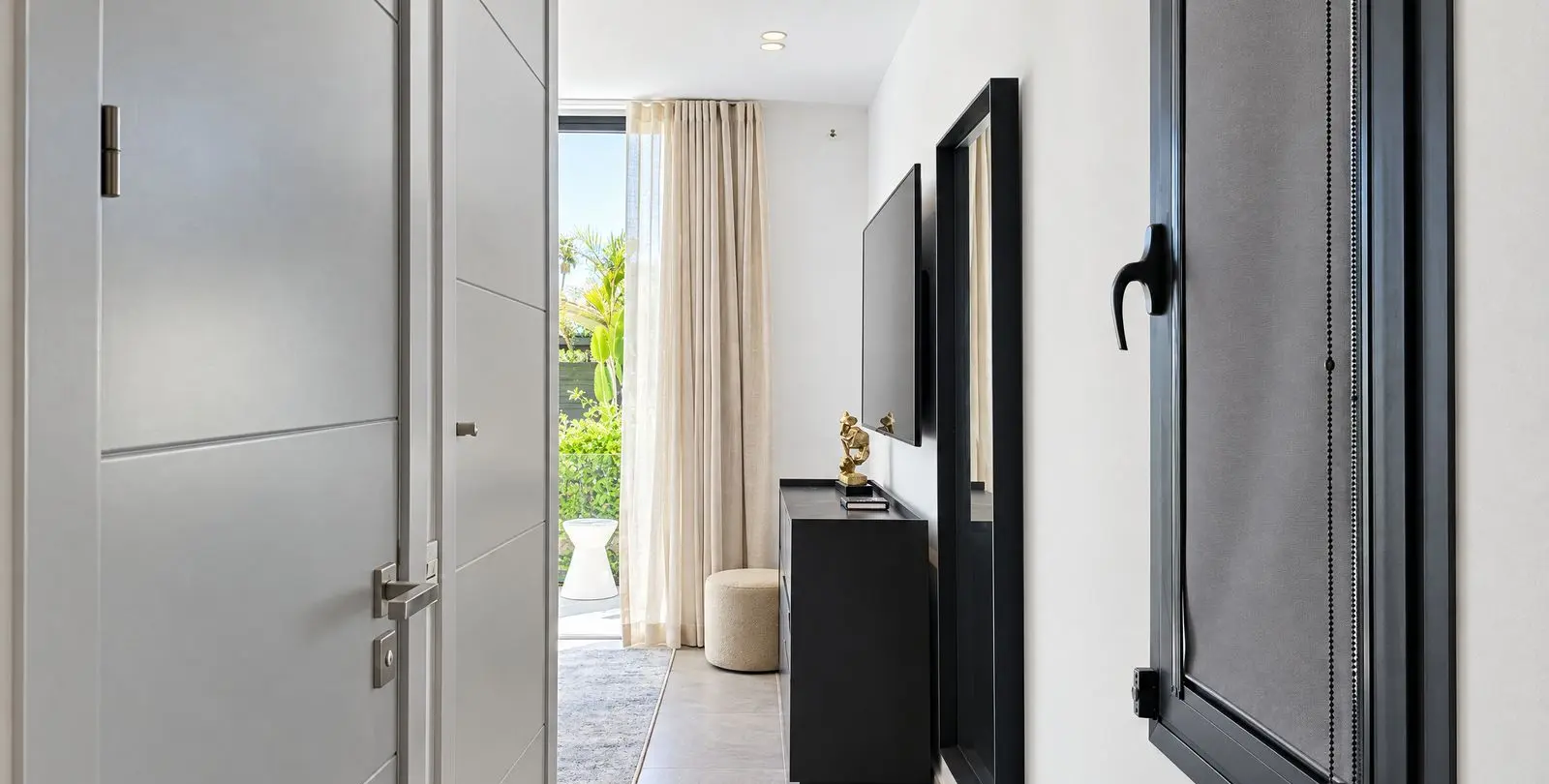 Venta de villa independiente en Nueva Andalucía 40