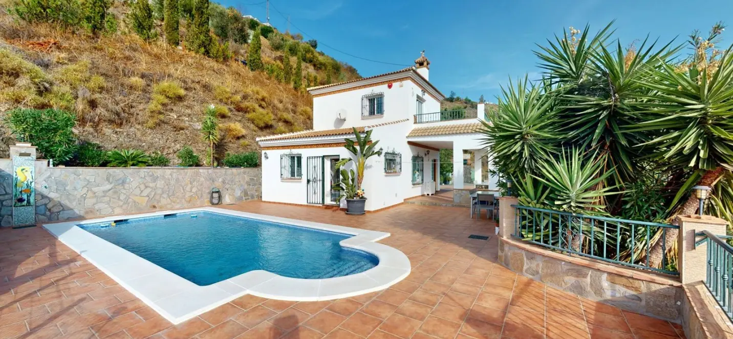 Venta de villa independiente en Arenas 1