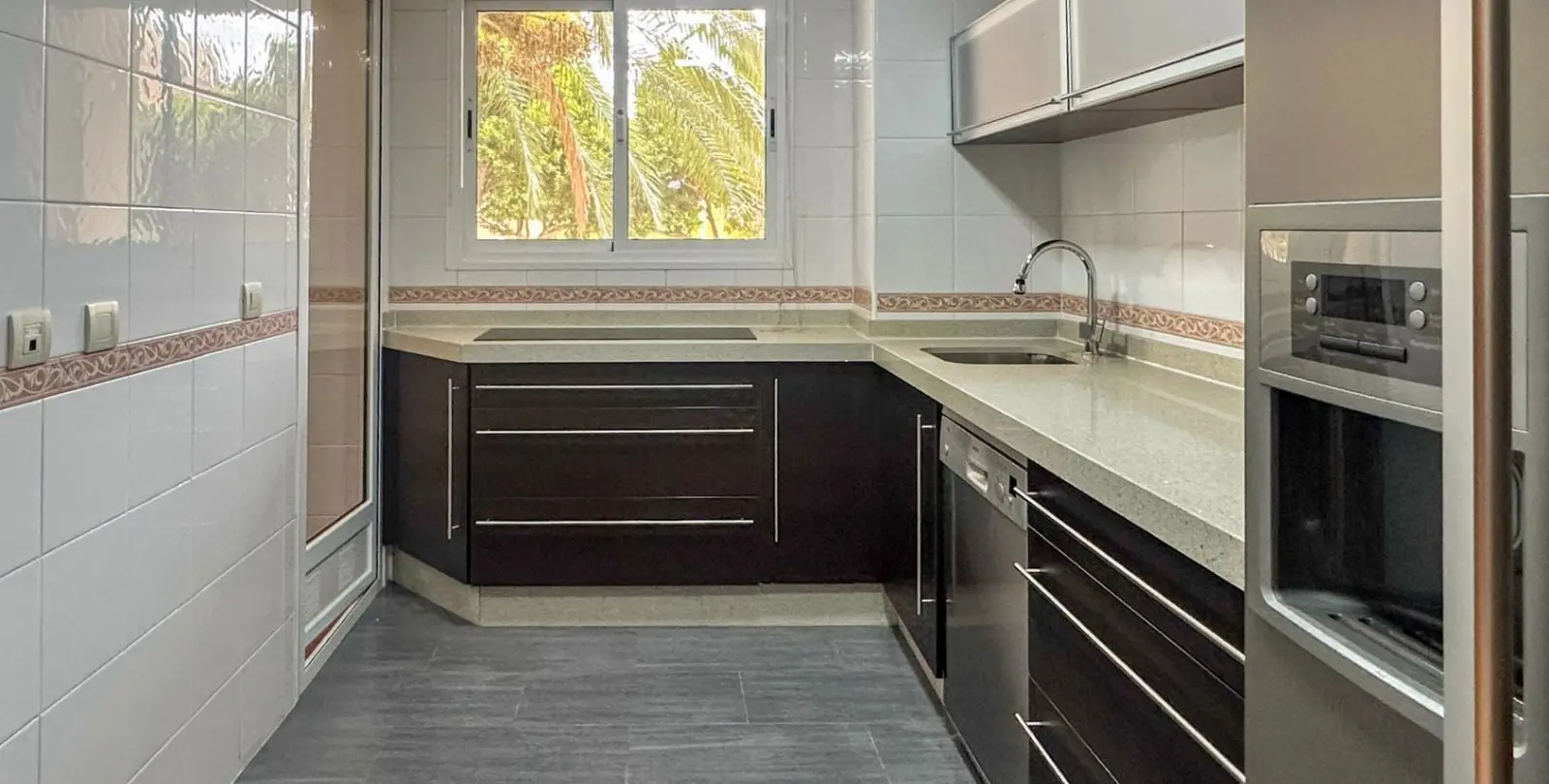 Venta de apartamento en planta media en Torremolinos 5