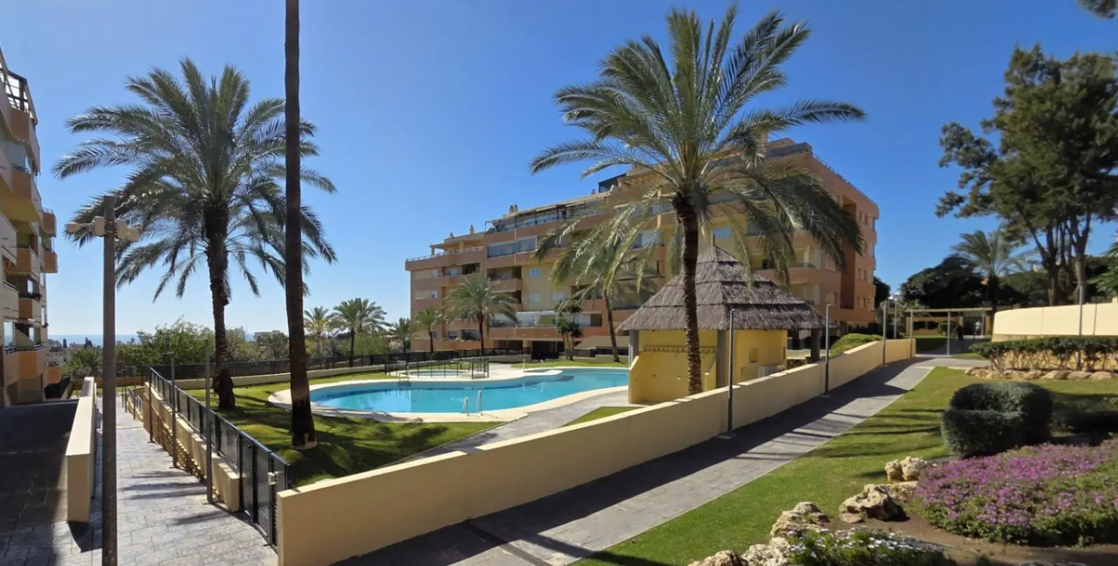 Venta de apartamento en planta media en Torremolinos 19